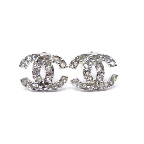 puces d'oreilles chanel|Boucles d'oreilles .